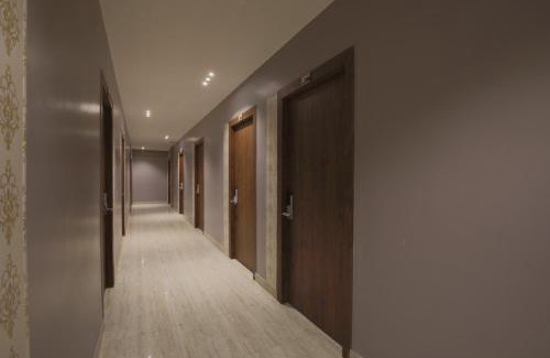 Sualkuchi Hotel | Hotel Hi City Inn Near ISBT