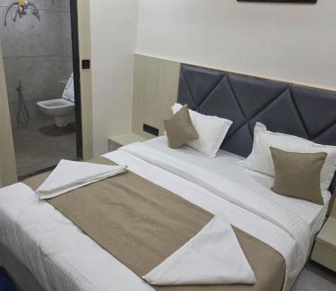 Naranpura Hotel | hotel hill top