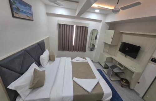 Naranpura Hotel | hotel hill top