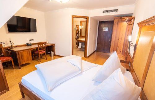 Finningen Hotel | Hotel Hirsch