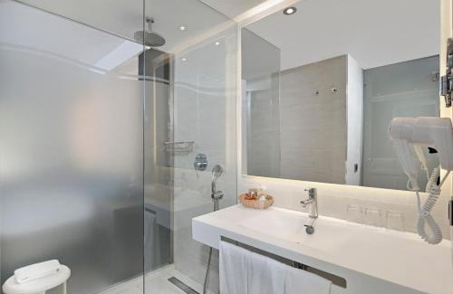 Ses Cadenes Hotel | Hotel Hispania
