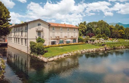Merone Hotel | Hotel Il Corazziere