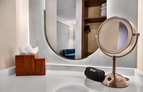 Downtown West Hotel | Hotel Indigo Minneapolis Downtown by IHG