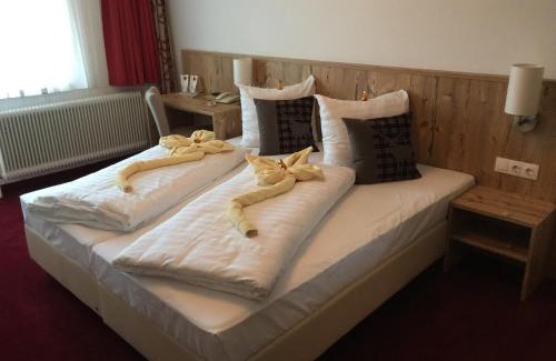 Axams Hotel | Hotel Kögele mit Restaurant bei Innsbruck Axamer Lizum