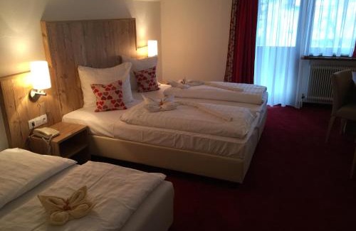 Axams Hotel | Hotel Kögele mit Restaurant bei Innsbruck Axamer Lizum