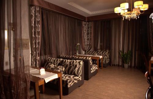Svyatoshyns'kyi District Hotel | Hotel Krakow