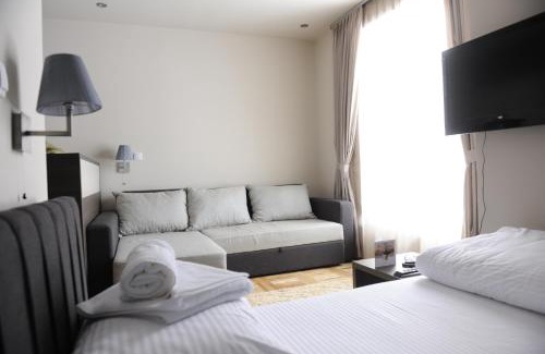 Lisina Hotel | Hotel Kraljevi Čardaci