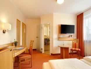 Neuhausen - Nymphenburg Hotel | Hotel Kriemhild am Hirschgarten