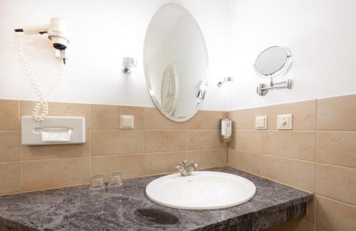 Halensee Hotel | Hotel Kronprinz Berlin