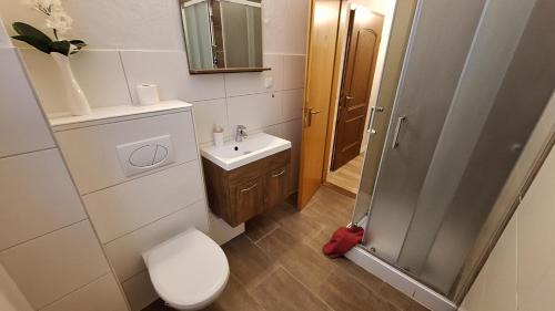 Schonebeck House | Hotel Kulturhaus Felgeleben