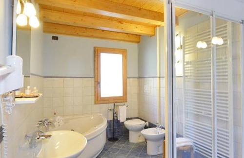Antagnod Hotel | Hotel L'espoir