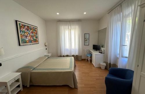 Santa Marinella Hotel | Hotel L'Isola