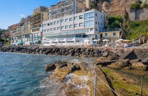 Ospedaletti Hotel | Hotel La Perla Del Capo