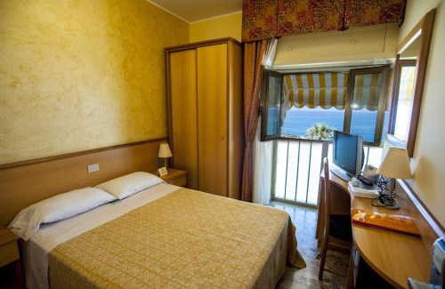 Amantea Hotel | Hotel La Tonnara