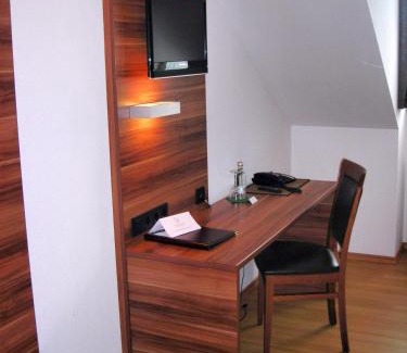 Oberstimm Hotel | Hotel Landgasthof Euringer