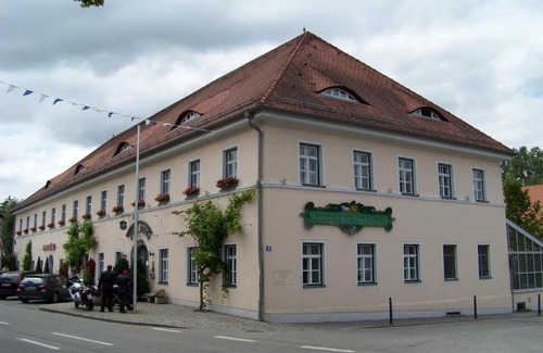 Mengkofen Hotel | Hotel Landgasthof Zur Post