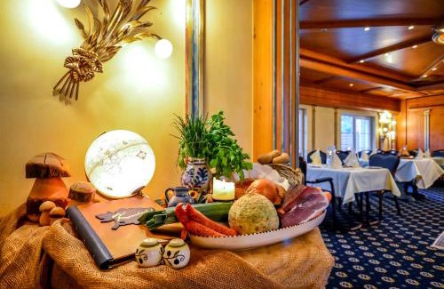 Elkenroth Hotel | Hotel Landhaus Krombach