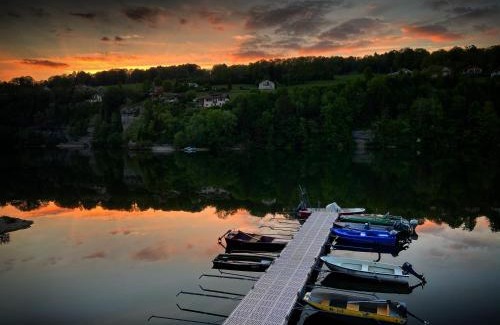 Les Brenets Hotel | Hotel Les Rives Du Doubs