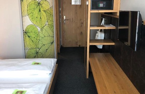 Deffingen Hotel | Hotel Linde
