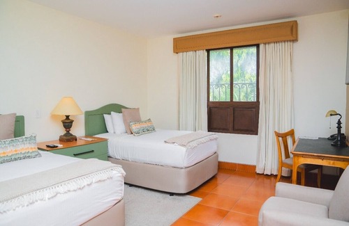 Chinandega Hotel | Hotel Los Portales