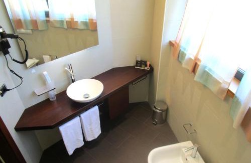 Tavernola Hotel | Hotel Lovere Resort & Spa