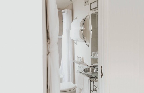 Downtown Portland Hotel | Hotel Lucia