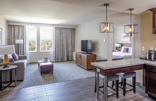 Harrisonburg Hotel | Hotel Madison & Shenandoah Conference Ctr