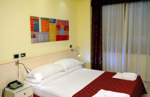 Bernate Ticino Apartment | Hotel Malpensafiera