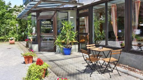Neureut Sudlicher Teil Hotel | Hotel Maurer