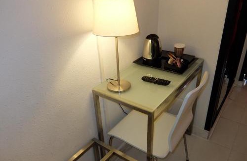 El Baix Guinardo Hotel | Hotel Medicis