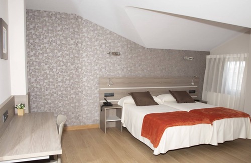 Muriedas Hotel | Hotel Mercedes