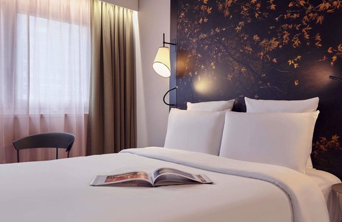 Cœur de Ville Hotel | Hotel Mercure Paris La Défense