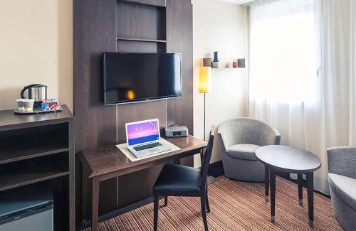 Cesson-Sevigne Hotel | Hotel Mercure Rennes Cesson