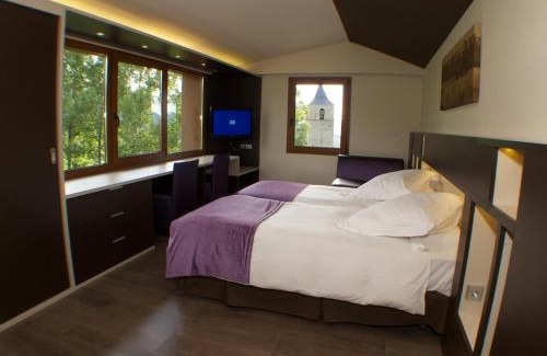 Lles Hotel | Hotel Mirador