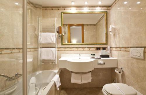 Certosa Hotel | Hotel Mirage Sure Hotel Collection by Best Western