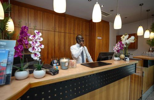 Altstadt Hotel | Hotel Miramar am Römer
