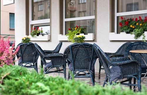 Namest nad Oslavou Hotel | Hotel Monaco