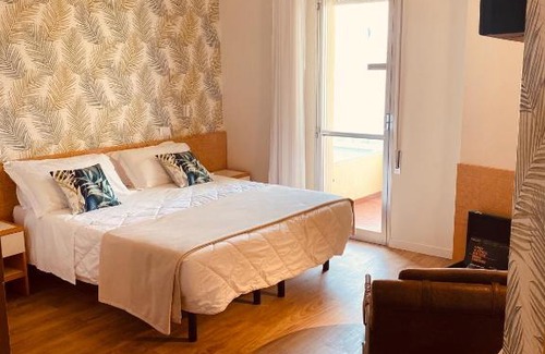 Alba Hotel | Hotel Montecarlo - Vista Mare con Piscina & Area Fitness