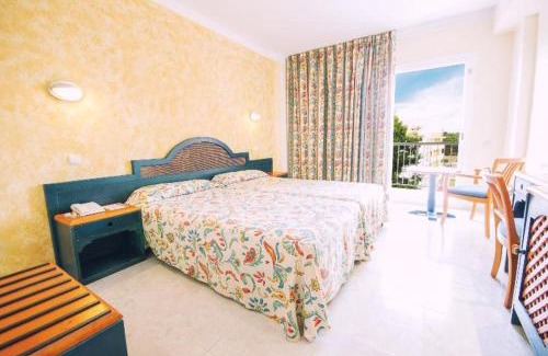 Es Canar Hotel | Hotel Moon Dreams Coral Beach