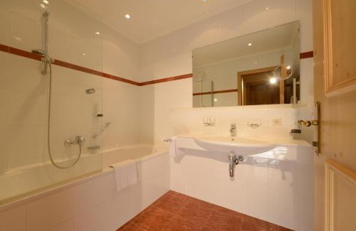 Zwieselstein Hotel | Hotel Neue Post