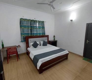 IMT Manesar Hotel | Hotel O Naveen Residancy