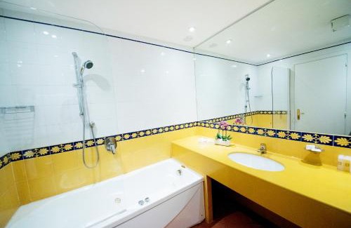 Sabaudia Hotel | Hotel Oasi Di Kufra