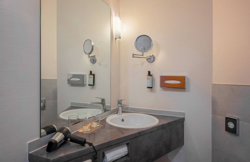 Oberhausen Hotel | Hotel Oberhausen Neue Mitte Affiliated by Meliá