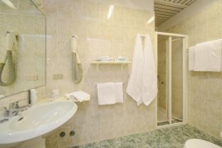 Desenzano del Garda Hotel | Hotel Oliveto
