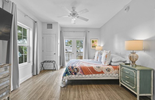 Pass Christian Hotel | Hotel Pass Christian King Suite 201