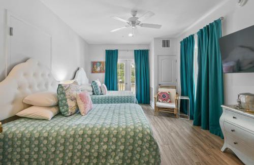 Pass Christian Apartment | Hotel Pass Christian Double Full 203