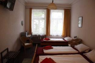 Am Schlachthof House | Hotel Pension Schmellergarten