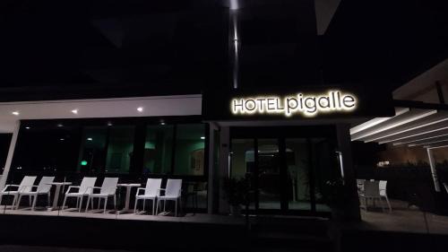 Fogliano Marina Hotel | Hotel Pigalle