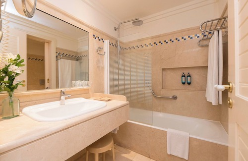 Cadiz Hotel | Hotel Playa Victoria