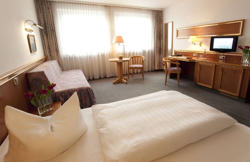 Sindlingen Hotel | Hotel Post Frankfurt Airport